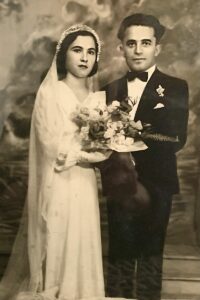 This rare wedding photo of Armenag and Ovsana Kradjian, survivors of the Armenian Genocide, symbolizes resilience, survival, and love. From forced displacement to rebuilding their lives, their story reflects the unbreakable spirit of the Armenian people. Learn their incredible journey.